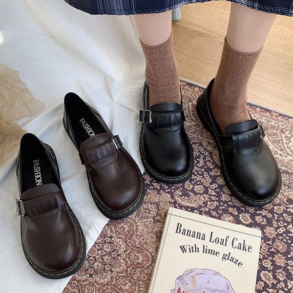2021 spring women oxford shoes round toe buckle lolita shoes retro girls platform shoes black brogue mujer 8993n, Black;white
2021 spring women oxford shoes round toe buckle lolita shoes retro girls platform shoes black brogue mujer 8993n, Black;white