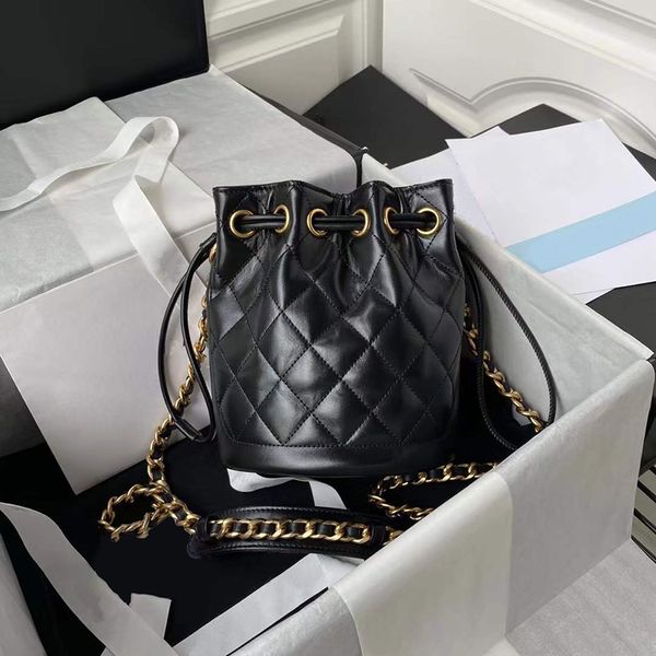 5a+ bucket bag 2021 women crossbody handbags lams leather mini bags luxurys designers wallet sheepskin purse classic fashion clutch handbag
5a+ bucket bag 2021 women crossbody handbags lams leather mini bags luxurys designers wallet sheepskin purse classic fashion clutch handbag