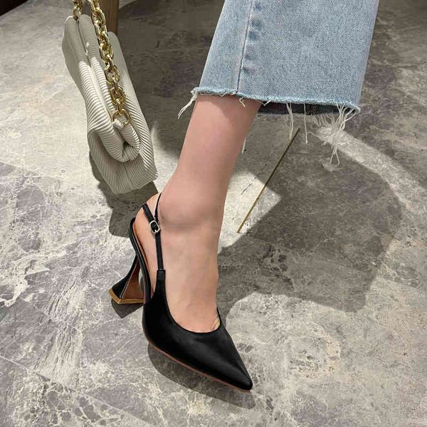 sandals outono novo copo com uma palavra fivela salto alto boca rasa menina legal arrastar sandálias para mulher jtvr, Black
sandals outono novo copo com uma palavra fivela salto alto boca rasa menina legal arrastar sandálias para mulher jtvr, Black