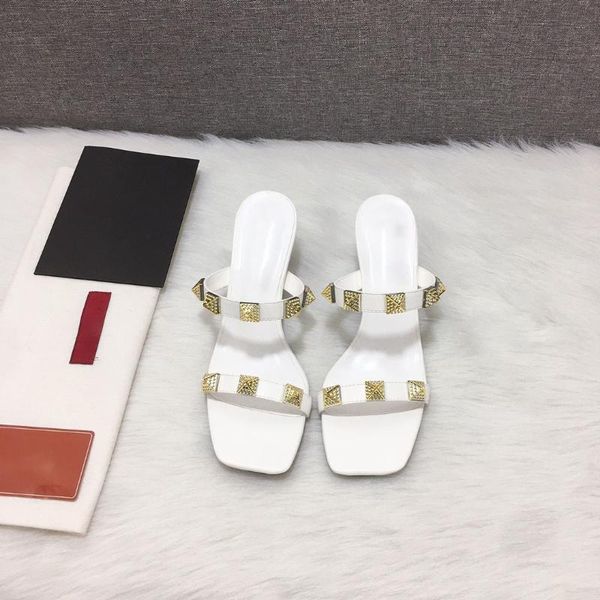 dress shoes 2021 net red cool slippers women wear fashionable thin heels, high half and big rivet flip flops outside in, Black
dress shoes 2021 net red cool slippers women wear fashionable thin heels, high half and big rivet flip flops outside in, Black