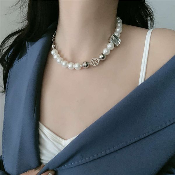 hbp fashion french niche design thick pearl mosaic rhinestone necklace cool wind simple letter short neck chain female, Silver
hbp fashion french niche design thick pearl mosaic rhinestone necklace cool wind simple letter short neck chain female, Silver
