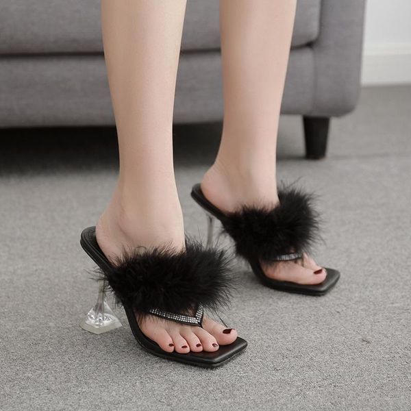 shoes woman 2021 rubber flip flops slippers heels pantofle raccoon fur slides hawaiian high new thin plush glitter transparent s, Black
shoes woman 2021 rubber flip flops slippers heels pantofle raccoon fur slides hawaiian high new thin plush glitter transparent s, Black