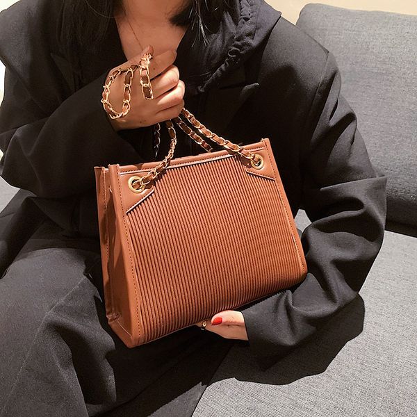 hangbags chain tote bag women's korean fashion temperament 2021 wrinkled one shoulder handbag
hangbags chain tote bag women's korean fashion temperament 2021 wrinkled one shoulder handbag