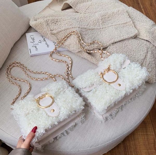 cross body elegant female flap crossbody bag 2021 fashion plush women's designer handbag chain shoulder messenger
cross body elegant female flap crossbody bag 2021 fashion plush women's designer handbag chain shoulder messenger