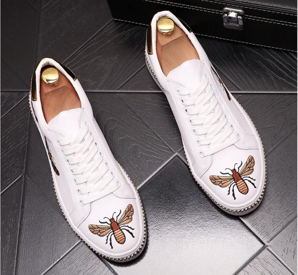 2020 fashion men white green embroidery bees causal shoes loafers men driving bottom rubber anti-slip for men, Black
2020 fashion men white green embroidery bees causal shoes loafers men driving bottom rubber anti-slip for men, Black