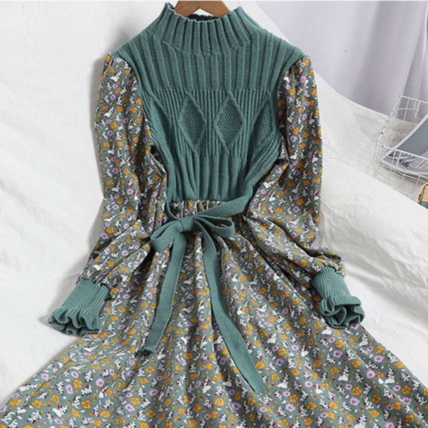 2021autumn winter new stitching sleeve western style thin knitting age reducing sweet and fresh corduroy floral dress, Black;gray
2021autumn winter new stitching sleeve western style thin knitting age reducing sweet and fresh corduroy floral dress, Black;gray