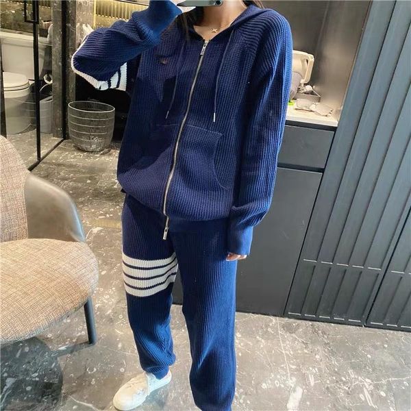 women's two piece pants women tracksuits set 2021 autumn knitting hooded zipper jacket + trousers two-piece female sportswear tracksuit, White
women's two piece pants women tracksuits set 2021 autumn knitting hooded zipper jacket + trousers two-piece female sportswear tracksuit, White