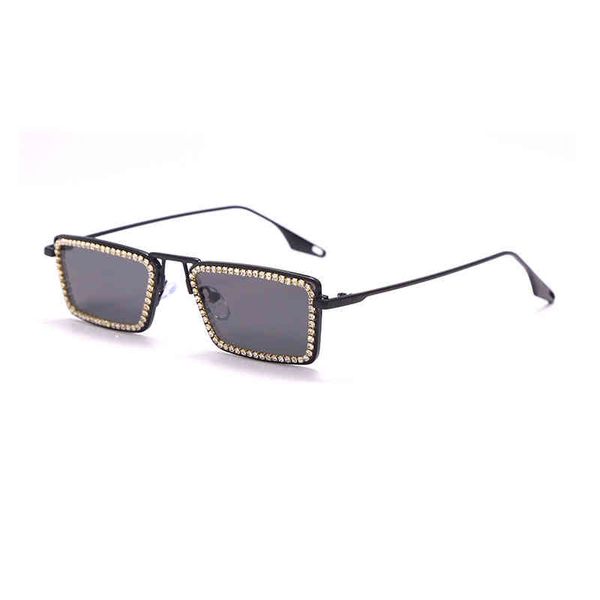 small frame square diamond inlaid sunglasses men's and women's version net red street shooting pilot glasses, White;black
small frame square diamond inlaid sunglasses men's and women's version net red street shooting pilot glasses, White;black