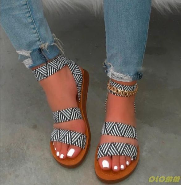 women 2021 new summer flat slippers fashion wild outdoor female slippers summer beach shoes woman plus size, Black
women 2021 new summer flat slippers fashion wild outdoor female slippers summer beach shoes woman plus size, Black