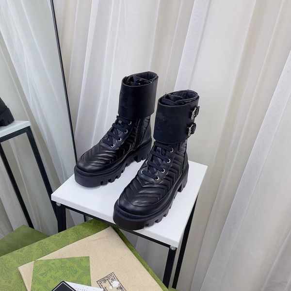 black fashionable casual shoes