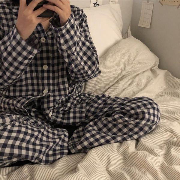 women's sleepwear plaid pajamas spring and autumn 2021 outer wear foreign style suit home clothes loose two-piece, Black;red
women's sleepwear plaid pajamas spring and autumn 2021 outer wear foreign style suit home clothes loose two-piece, Black;red