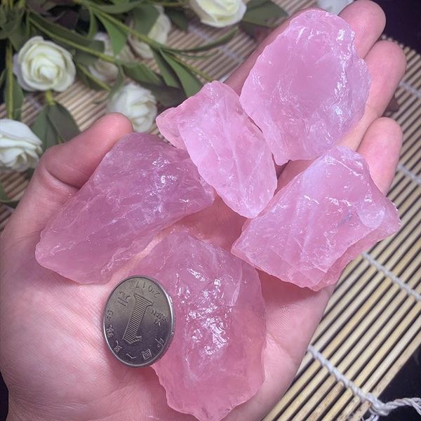 decorative objects & figurines 100% natural pink rose quartz crystal rough stone specimen healing love stones and minerals fish tank
decorative objects & figurines 100% natural pink rose quartz crystal rough stone specimen healing love stones and minerals fish tank