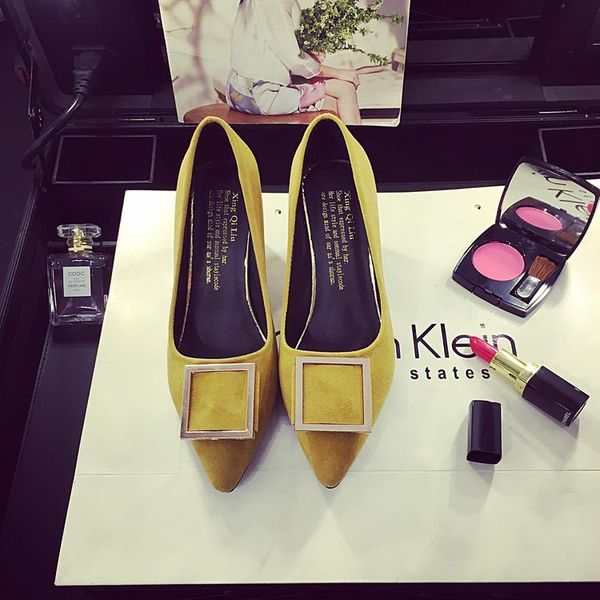 dress shoes korean shallow mouth thick with women's pointed square buckle high heels black wild suede work single elegant pumps
dress shoes korean shallow mouth thick with women's pointed square buckle high heels black wild suede work single elegant pumps