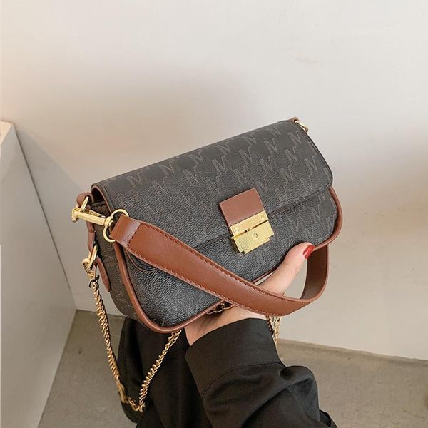 evening bags luxury letters printing baguette shoulder for women designer brand chain crossbody laides purses and handbags
evening bags luxury letters printing baguette shoulder for women designer brand chain crossbody laides purses and handbags