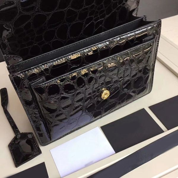 2020 new style front flip bag turtle grain leather fashion bags side accordion folding it can be hung or shoulder-hung 442906 graceful bag
2020 new style front flip bag turtle grain leather fashion bags side accordion folding it can be hung or shoulder-hung 442906 graceful bag