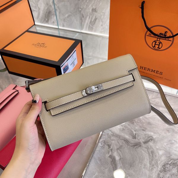 designer herme handbags 2021 pure cowhide single shoulder messenger bag wallet style fashion versatile bb
designer herme handbags 2021 pure cowhide single shoulder messenger bag wallet style fashion versatile bb