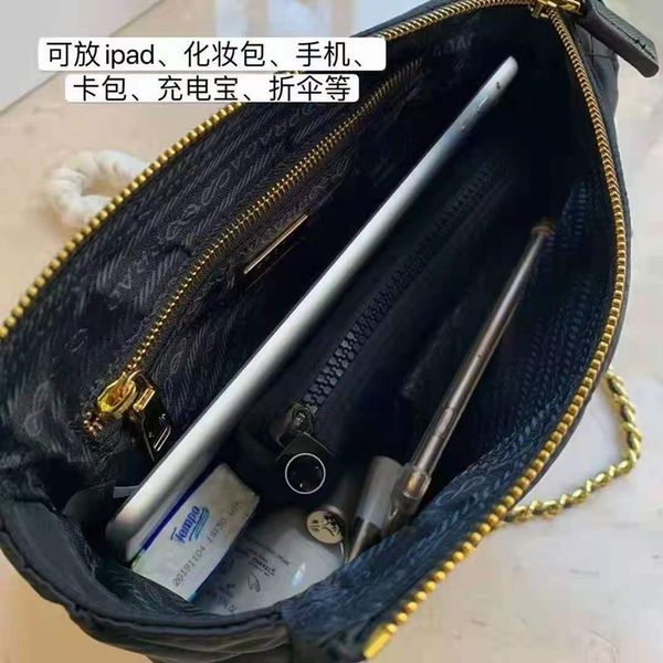 women's bag new fashion chain large capacity medieval single shoulder messenger tote nylon stray handbags
women's bag new fashion chain large capacity medieval single shoulder messenger tote nylon stray handbags