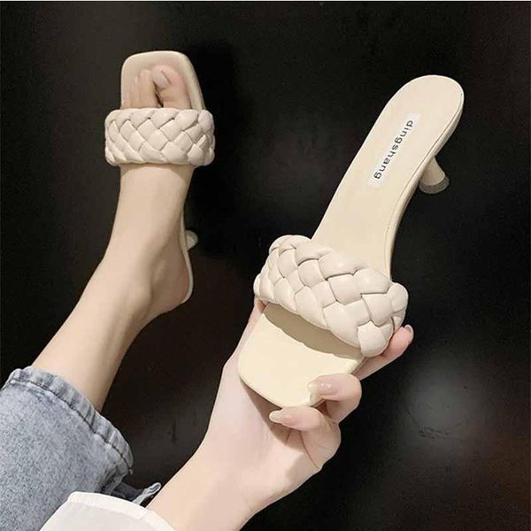 2021 summer new woven high heels sandals korean outer wear fashion word drag sandals and slippers women, Black
2021 summer new woven high heels sandals korean outer wear fashion word drag sandals and slippers women, Black