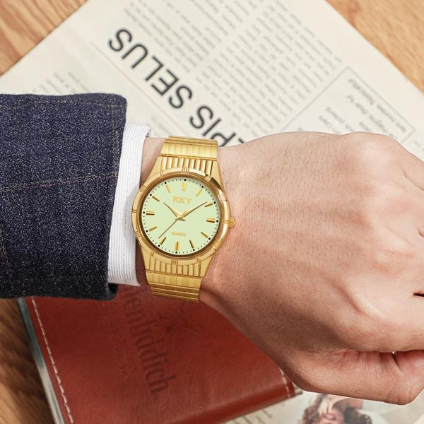 wristwatches relogio masculino kky 2021 men's gold watches luxury famous brand men fashion casual watch military quartz, Slivery;brown
wristwatches relogio masculino kky 2021 men's gold watches luxury famous brand men fashion casual watch military quartz, Slivery;brown