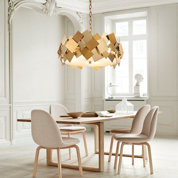 2021 new nordic moderno lustre luminarie led e14 luz pingente de ao rotativo pendurado corrente ouro poker conduziu a lmpada suspenso 96l7
2021 new nordic moderno lustre luminarie led e14 luz pingente de ao rotativo pendurado corrente ouro poker conduziu a lmpada suspenso 96l7