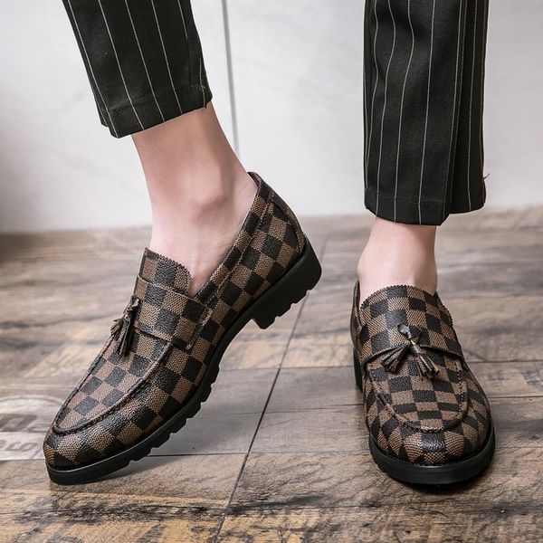 dress shoes 2021 men's loafers leather material breathable waterproof and wear-resistant daily wear solid color, Black
dress shoes 2021 men's loafers leather material breathable waterproof and wear-resistant daily wear solid color, Black