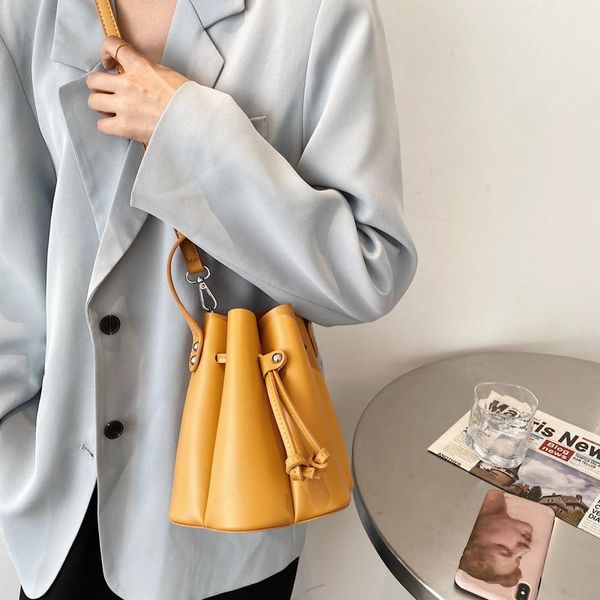 evening bags fashion ruched drawstring bucket bag women shoulder designer folds handbags pu leather pleated crossbody for 2021
evening bags fashion ruched drawstring bucket bag women shoulder designer folds handbags pu leather pleated crossbody for 2021