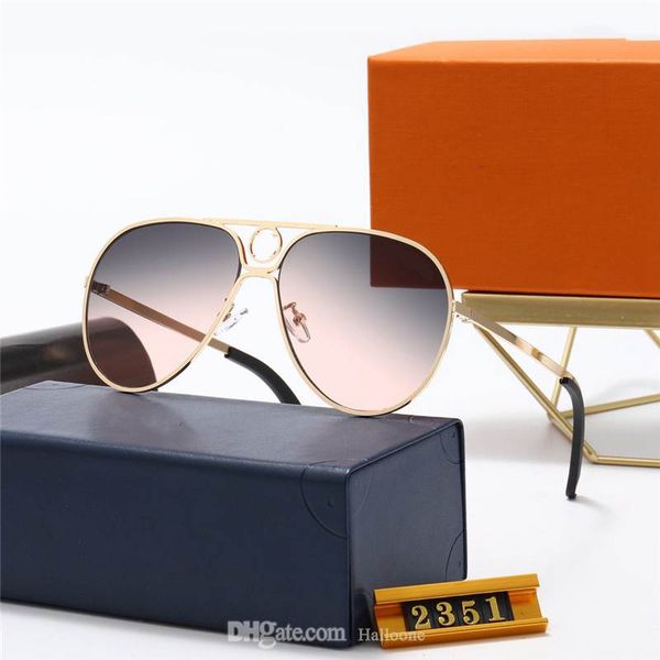 1pcs fashion round sunglasses eyewear sun glasses designer brand black metal frame dark 50mm glass lenses for mens womens better brown cases, White;black
1pcs fashion round sunglasses eyewear sun glasses designer brand black metal frame dark 50mm glass lenses for mens womens better brown cases, White;black