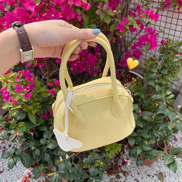 pu leather ladi solid color shoulder bag fashion shell crossbody bags for women female small tote purse handbags
pu leather ladi solid color shoulder bag fashion shell crossbody bags for women female small tote purse handbags