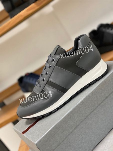 2021 new boots mens nylon fabric casual stretch low help shoesand valentinoes classic lace-up shoes luxury design two styles,warm 39-46, Black
2021 new boots mens nylon fabric casual stretch low help shoesand valentinoes classic lace-up shoes luxury design two styles,warm 39-46, Black