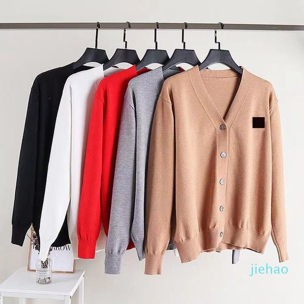 2021 men's fashion plus size designer sweater ladies slim couple casual chest embroidery autumn/winter luxury knitted multicolor option, White;black
2021 men's fashion plus size designer sweater ladies slim couple casual chest embroidery autumn/winter luxury knitted multicolor option, White;black