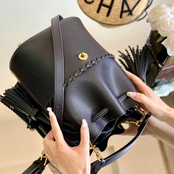 ladies handbags shipping sling women bucket bag shoulder crossbody handbag bag purse purses quality tassel fast wallet rqgen, Red;black
ladies handbags shipping sling women bucket bag shoulder crossbody handbag bag purse purses quality tassel fast wallet rqgen, Red;black