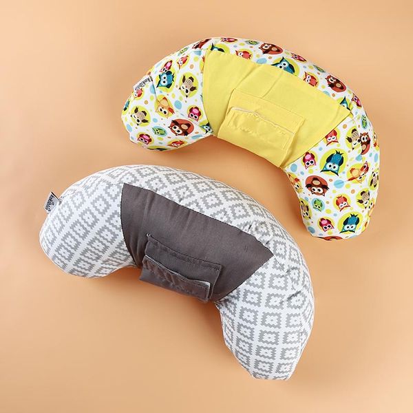 baby safety protect neck shoulder pad seat belt cushion in car for children pillow
baby safety protect neck shoulder pad seat belt cushion in car for children pillow