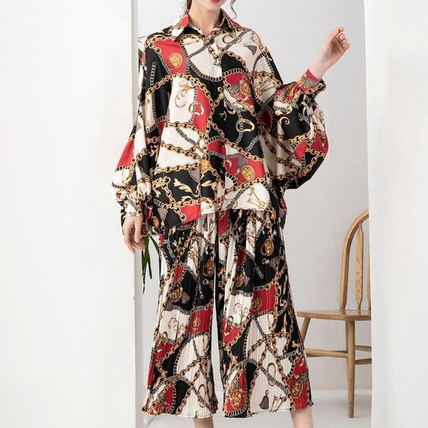 european station 2021 spring large size personalized loose cover printed lantern sleeve shirt women suit women's two piece pants, White
european station 2021 spring large size personalized loose cover printed lantern sleeve shirt women suit women's two piece pants, White