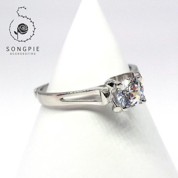 wedding rings 925 silver lady classic gorgeous four-claw drilling eight-heart eight-sword craft woman engagement ring gift, Slivery;golden
wedding rings 925 silver lady classic gorgeous four-claw drilling eight-heart eight-sword craft woman engagement ring gift, Slivery;golden