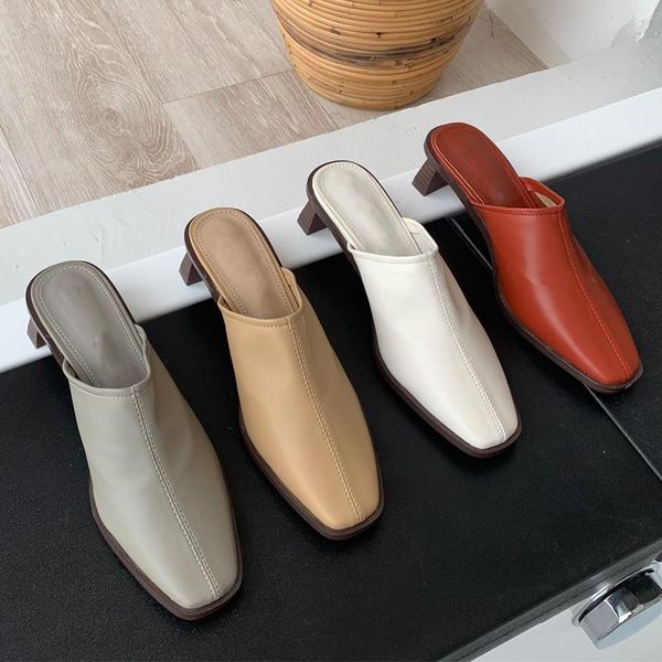 2021 women slippers spring slip on mules shoes square low heel slides shoes ladies elegant pleated outdoor female flip flops, Black
2021 women slippers spring slip on mules shoes square low heel slides shoes ladies elegant pleated outdoor female flip flops, Black