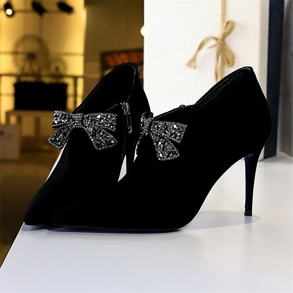 women's suede boots, pointed shoes with crystal bow, zippers, high heels, fashion, black, khaki, new series
women's suede boots, pointed shoes with crystal bow, zippers, high heels, fashion, black, khaki, new series
