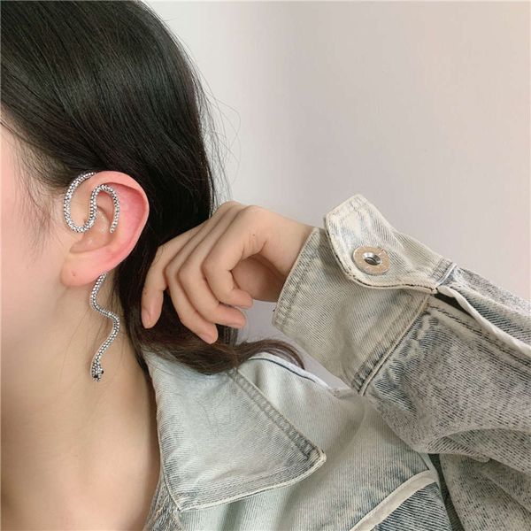hbp fashion ins no hole snake shaped clip female hong kong style cool and handsome dark ear hook, Silver
hbp fashion ins no hole snake shaped clip female hong kong style cool and handsome dark ear hook, Silver