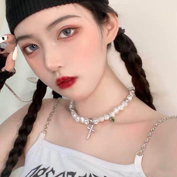 y2k harajuku white irregular simulated pearl choker necklace vintage rhinestone cross crystal pendant necklace cool jewelry new, Golden;silver
y2k harajuku white irregular simulated pearl choker necklace vintage rhinestone cross crystal pendant necklace cool jewelry new, Golden;silver