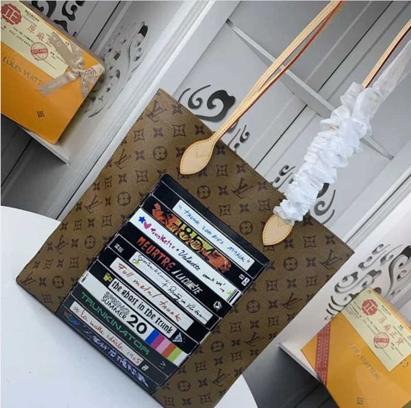 clutches handles brand iconic designer totes body luxury handbags ale m49995 shoulder bags ladies cross handbags bag underarm bags eveni
clutches handles brand iconic designer totes body luxury handbags ale m49995 shoulder bags ladies cross handbags bag underarm bags eveni