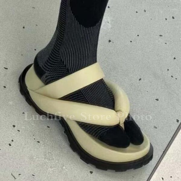 summer flip flops platform slippres woman beige black wide strip real leather sandals japanese lazy vacation beach shoes women slippers1
summer flip flops platform slippres woman beige black wide strip real leather sandals japanese lazy vacation beach shoes women slippers1