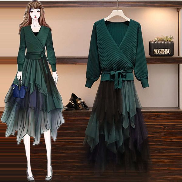 light luxury large + korean autumn women's v-neck t-shirt 2020 new gauze skirt shows thin foreign style, age reducing suit for women, Black;gray
light luxury large + korean autumn women's v-neck t-shirt 2020 new gauze skirt shows thin foreign style, age reducing suit for women, Black;gray