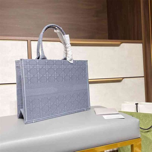 2021 limited jeans bag shopping vegetable basket a and knight spring limited luxuryss designerss yw
2021 limited jeans bag shopping vegetable basket a and knight spring limited luxuryss designerss yw