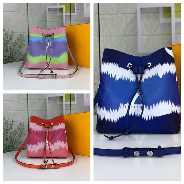 2022 designer bucket bag fashion printing famous handbags shoulder bags leather women flower printing crossbody purse 3 colour
2022 designer bucket bag fashion printing famous handbags shoulder bags leather women flower printing crossbody purse 3 colour