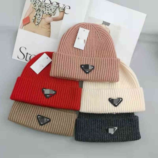 design correct version inverted triangular label stitched satin knitted fashion simple men's and women's wool hat, Blue;gray
design correct version inverted triangular label stitched satin knitted fashion simple men's and women's wool hat, Blue;gray