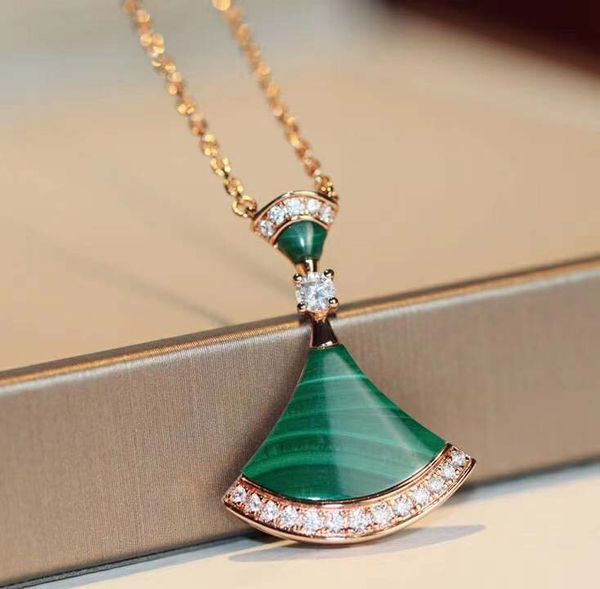 2021 luxurious quality pendant necklace with nature malachite and diamond for women party wedding jewelry gift ps4183, Silver
2021 luxurious quality pendant necklace with nature malachite and diamond for women party wedding jewelry gift ps4183, Silver