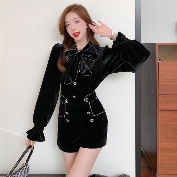 women's tracksuits vintage temperament black velvet two pieces pant set women long sleeve bow collar shirt + double-breasted shorts cas, Gray
women's tracksuits vintage temperament black velvet two pieces pant set women long sleeve bow collar shirt + double-breasted shorts cas, Gray