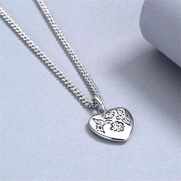 70% off outlet online double flower and bird fearless necklace double-sided fashion pattern male female couple heart-shaped pendant store wh, Silver
70% off outlet online double flower and bird fearless necklace double-sided fashion pattern male female couple heart-shaped pendant store wh, Silver