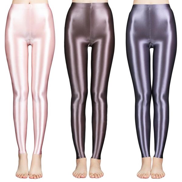 yoga outfit 2021 women's sports pants bronzing fluorescent buttocks slimming leather high elasticity shiny workout leggings
yoga outfit 2021 women's sports pants bronzing fluorescent buttocks slimming leather high elasticity shiny workout leggings