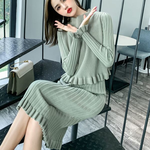 2021 new korean casual 2 fall winter sweater pullover crop + bodycon knitted long suit two piece set for women 1tb5, Black;gray
2021 new korean casual 2 fall winter sweater pullover crop + bodycon knitted long suit two piece set for women 1tb5, Black;gray