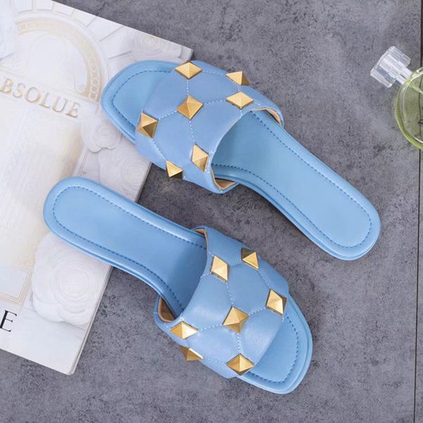 2021 designer women rivet slippers show style ladies beach slipper rivet stud sandal leather women spikes shoes quality, Black
2021 designer women rivet slippers show style ladies beach slipper rivet stud sandal leather women spikes shoes quality, Black